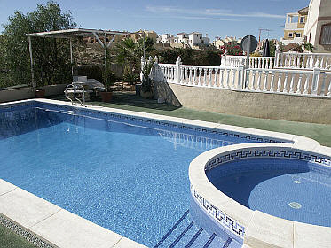 2 Bedroomed property for sale in Algorfa